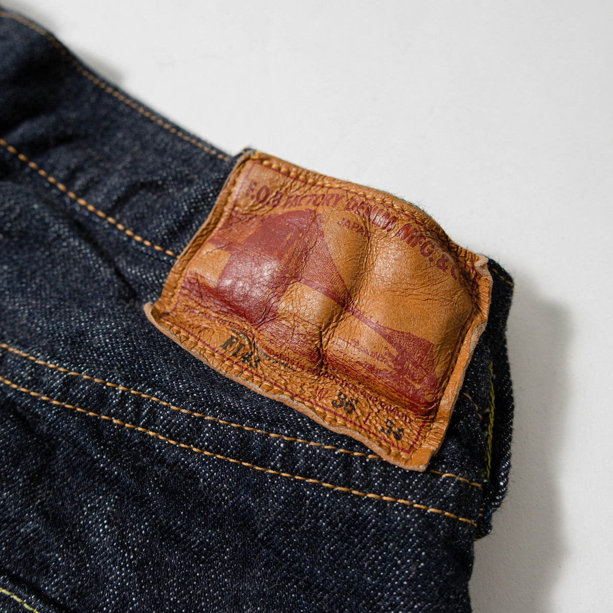FOB FACTORY F143 SELVEDGE STRAIGHT 5P