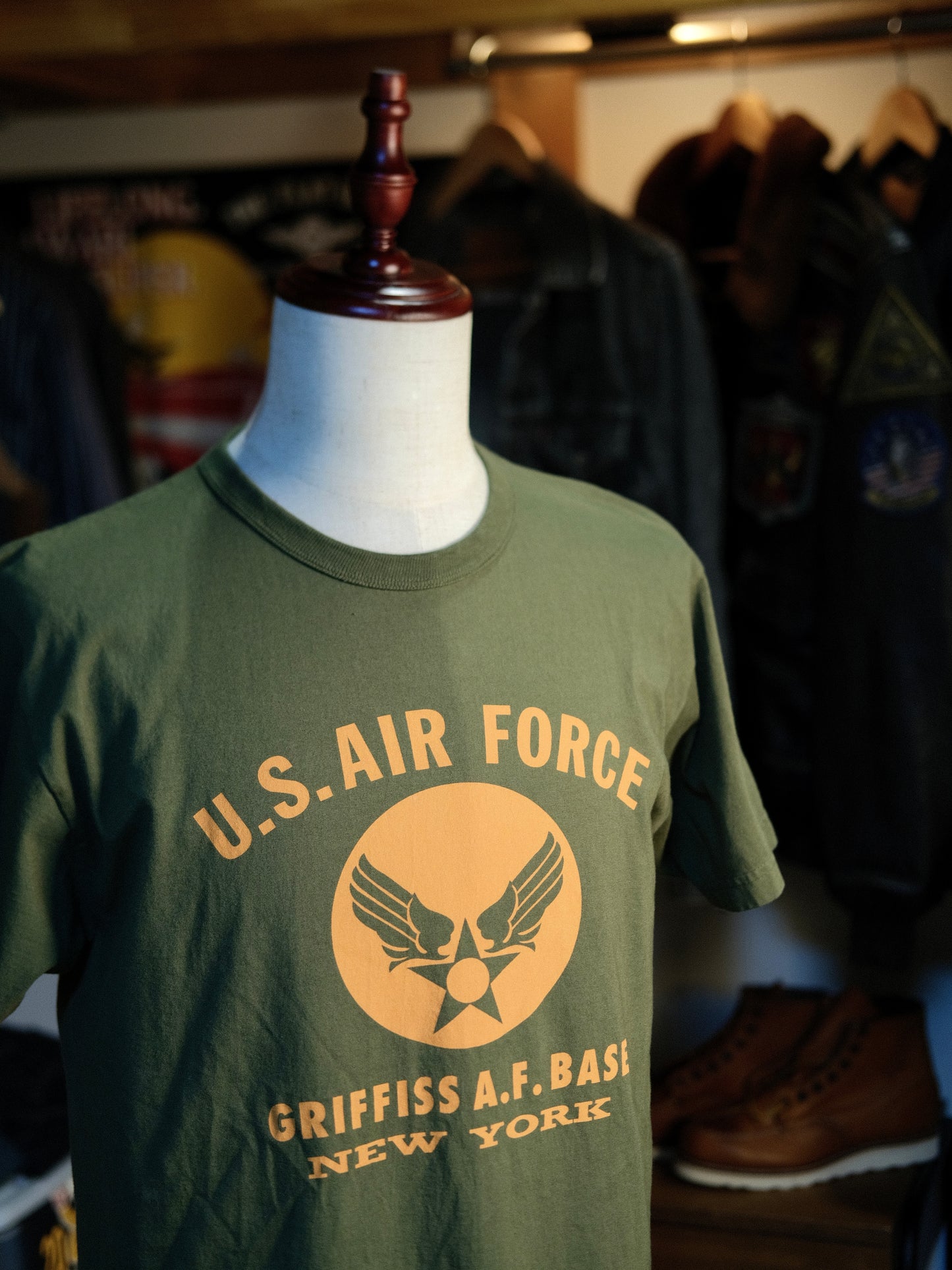 BUZZ RICKSON'S バズリクソンズ  Lot No. BR79346 BUZZ RICKSON'S バズリクソンズ S/S T-SHIRT 半袖 Tシャツ 375th BOMB. SQ. (コピー)
